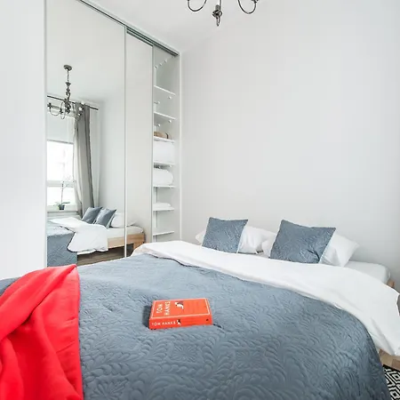 1-bed Klobucka P&o Serviced Апартаменты Варшава