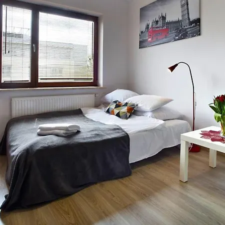 1-bed Klobucka P&o Serviced *