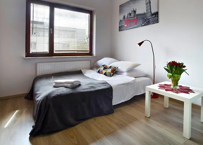 1-bed Klobucka P&o Serviced *