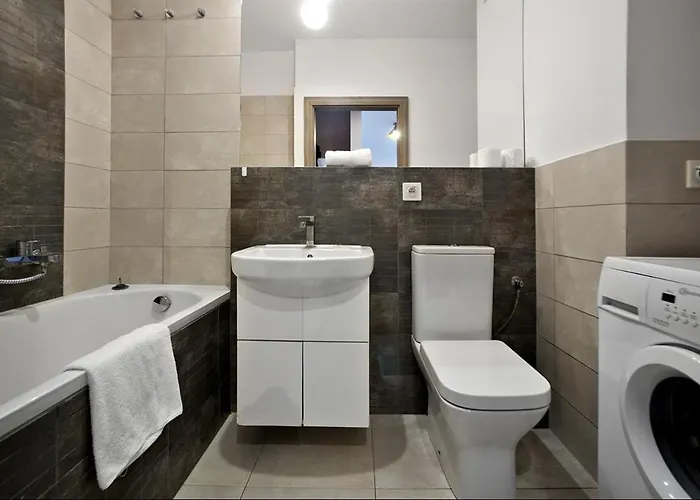 1-bed Klobucka P&o Serviced *